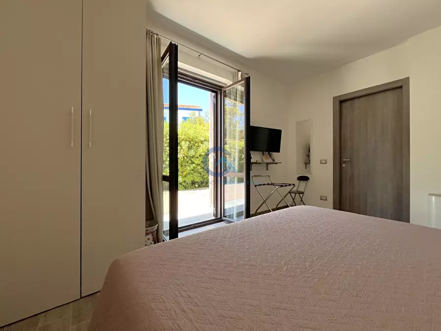 Immagine 17 di Casa bifamiliare in vendita  in Viale Nausicaa 111 a Borgia
