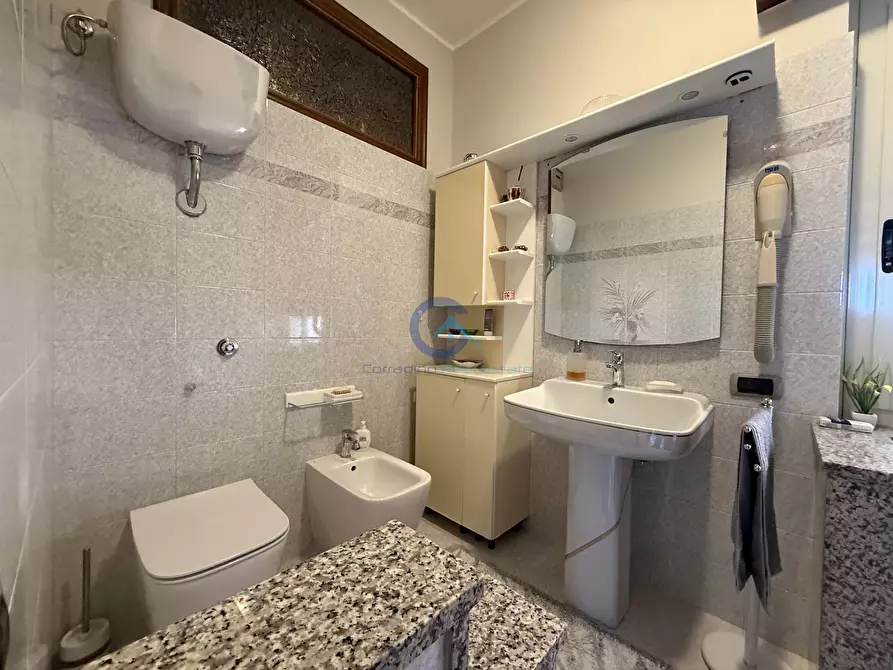 Immagine 16 di Quadrilocale in vendita  in Traversa VIII Crotone 6 a Catanzaro