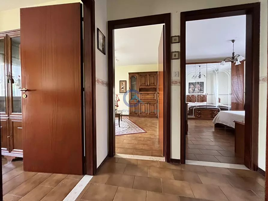 Immagine 18 di Quadrilocale in vendita  a Catanzaro