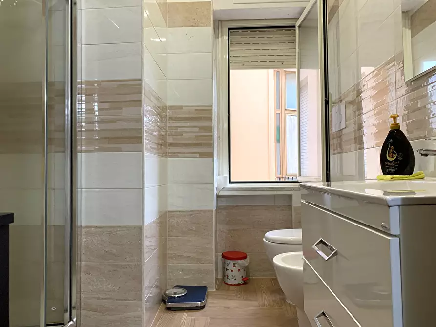 Immagine 7 di Stanza singola in affitto  a Catanzaro