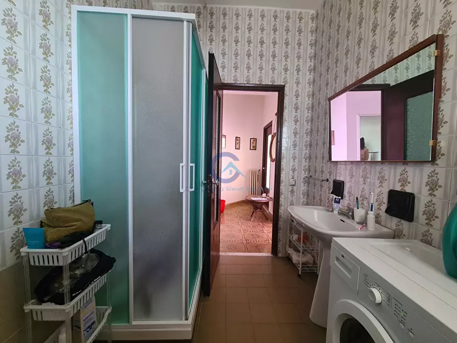 Immagine 16 di Quadrilocale in affitto  a Catanzaro