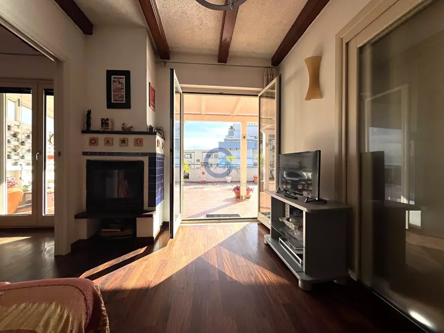 Immagine 15 di Stanza singola in affitto  a Catanzaro