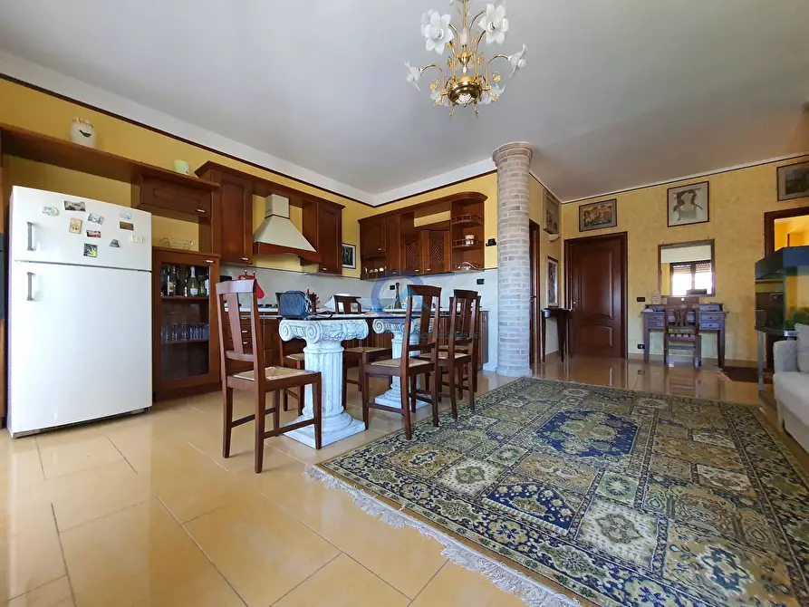 Immagine 4 di Trilocale in affitto  a Catanzaro