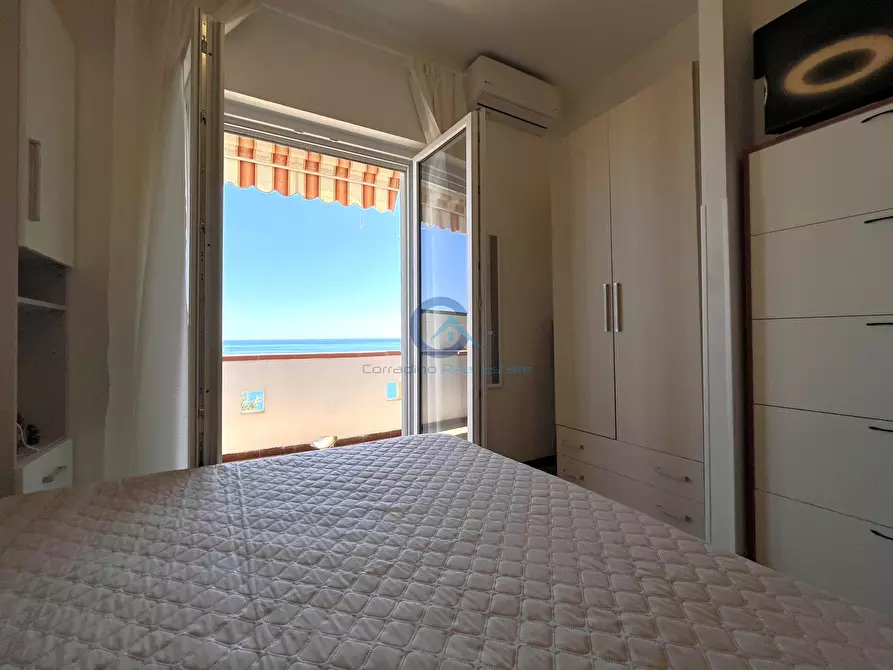 Immagine 11 di Trilocale in vendita  in Via San Martino a Stalettì