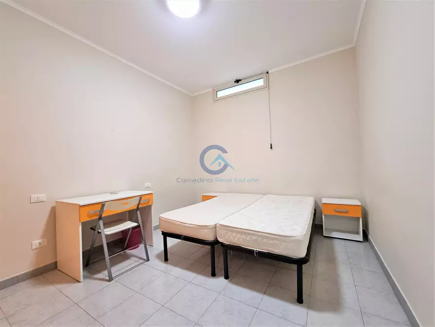 Immagine 8 di Stanza singola in affitto  a Catanzaro