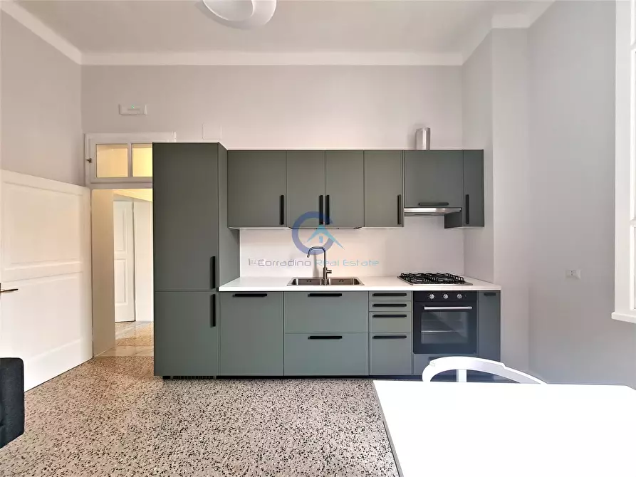 Immagine 3 di Trilocale in vendita  in Piazza Venezia 1 a Catanzaro