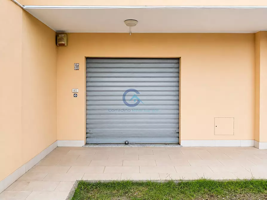 Immagine 5 di Magazzino in vendita  in Via Nino Gemelli 26 a Catanzaro