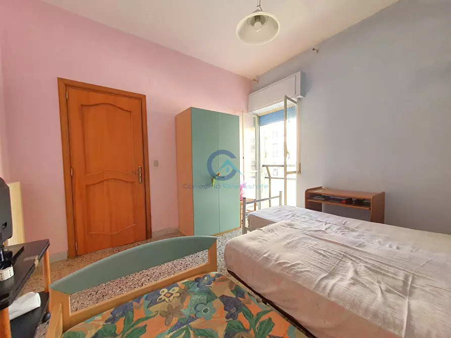 Immagine 15 di Trilocale in vendita  in Via Gianvincenzo Gravina 7 a Catanzaro