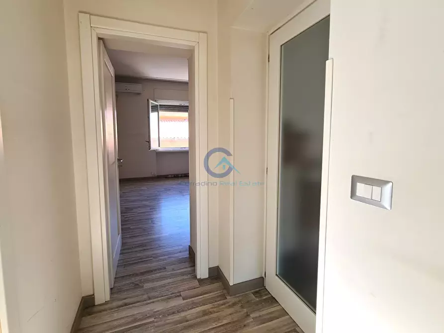 Immagine 14 di Quadrilocale in vendita  a Catanzaro