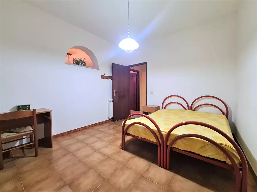 Immagine 12 di Trilocale in affitto  a Catanzaro