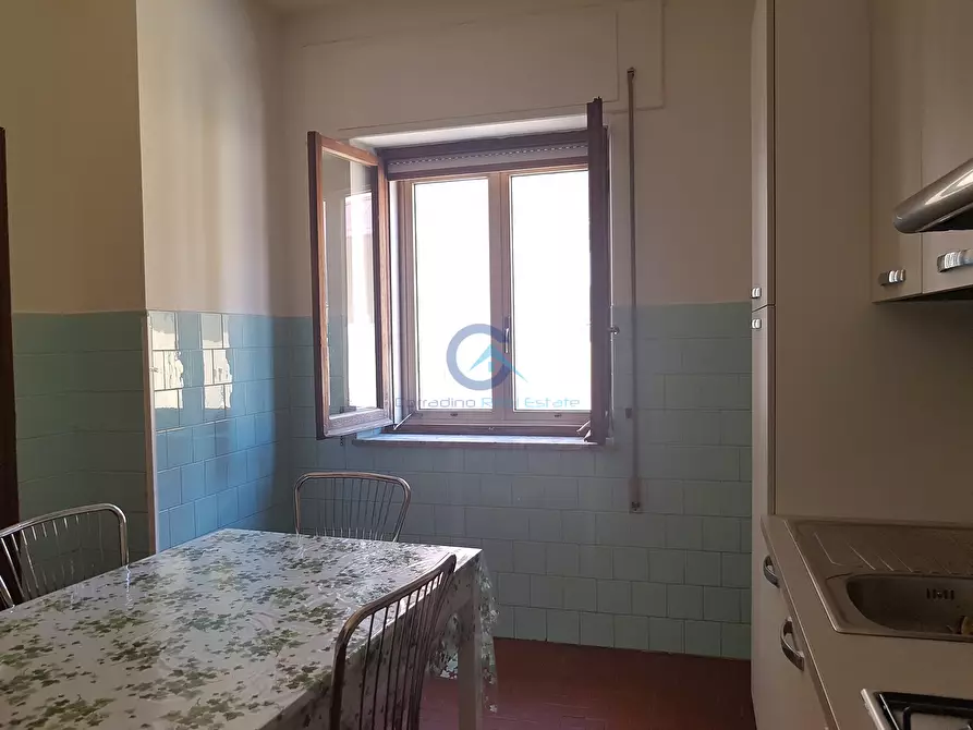 Immagine 2 di Trilocale in affitto  a Catanzaro