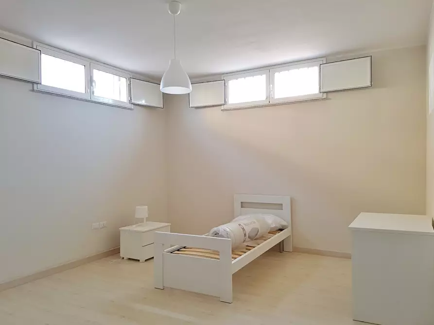 Immagine 16 di Stanza singola in affitto  a Catanzaro