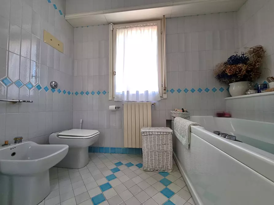 Immagine 12 di Casa bifamiliare in vendita  in Via Ugo Ortona 67 a Catanzaro