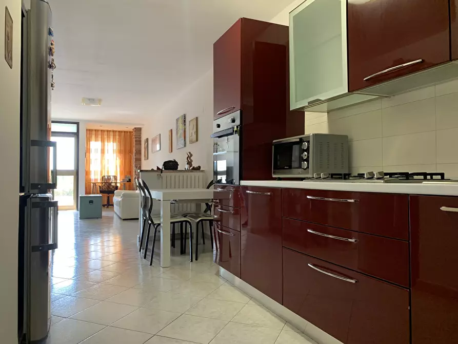 Immagine 6 di Trilocale in affitto  a Catanzaro