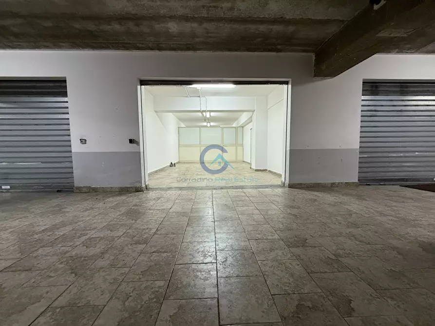 Immagine 8 di Magazzino in affitto  in Viale Lucrezia della Valle 19/8 a Catanzaro