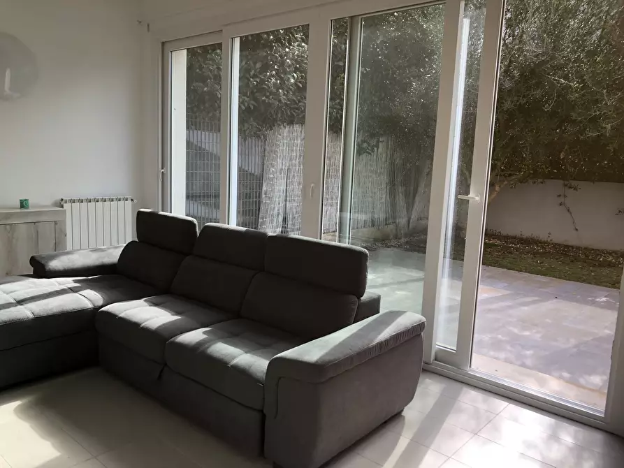 Immagine 26 di Villa in vendita  in VIA GELA a Siracusa