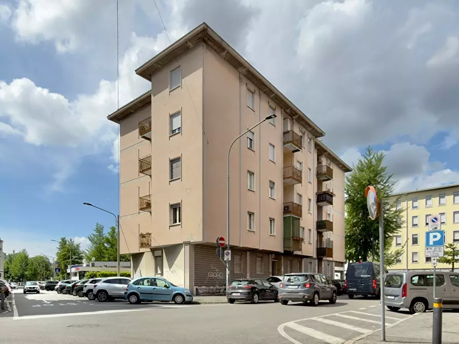 Immagine 1 di Quadrilocale in vendita  in Via Agostino Bassi 8 a Brescia