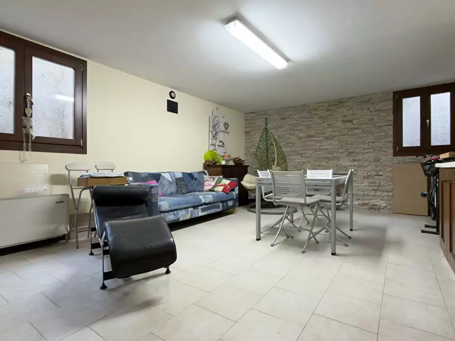 Immagine 18 di Villetta a schiera in vendita  in Via della Fonte a Nave