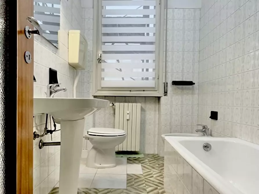 Immagine 10 di Quadrilocale in vendita  in Via Alessandro Lamarmora 312 a Brescia