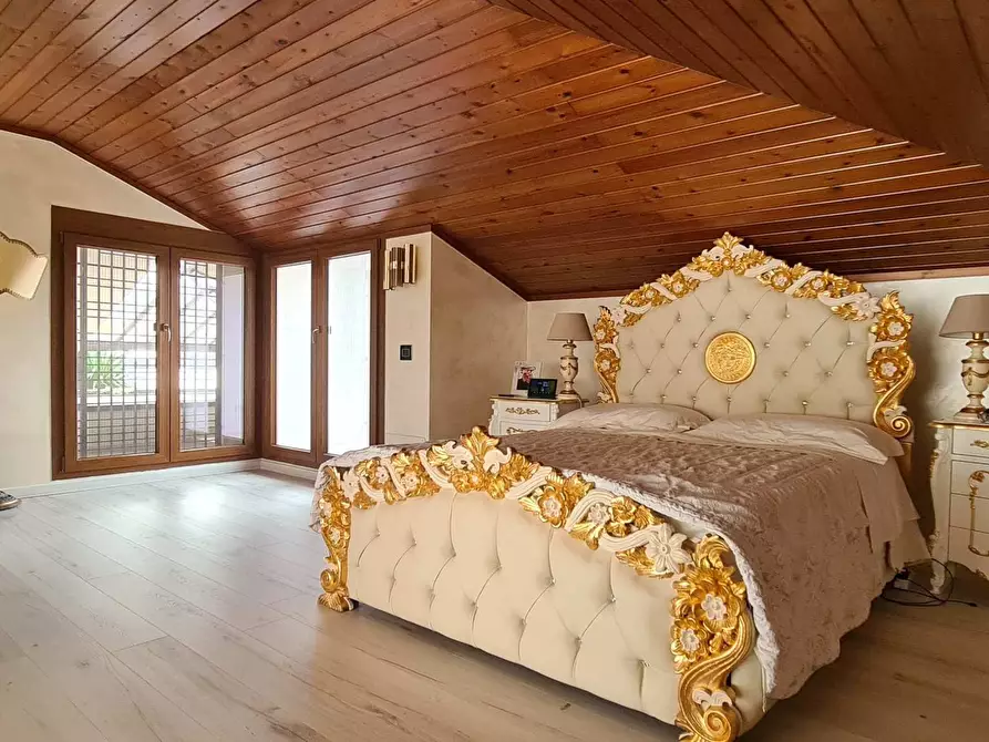 Immagine 21 di Villa in vendita  in Via Piave 79 a Manerbio