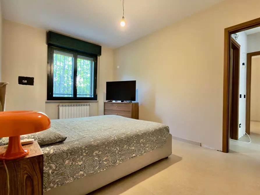 Immagine 11 di Trilocale in vendita  in Viale Sandro Pertini a San Zeno Naviglio