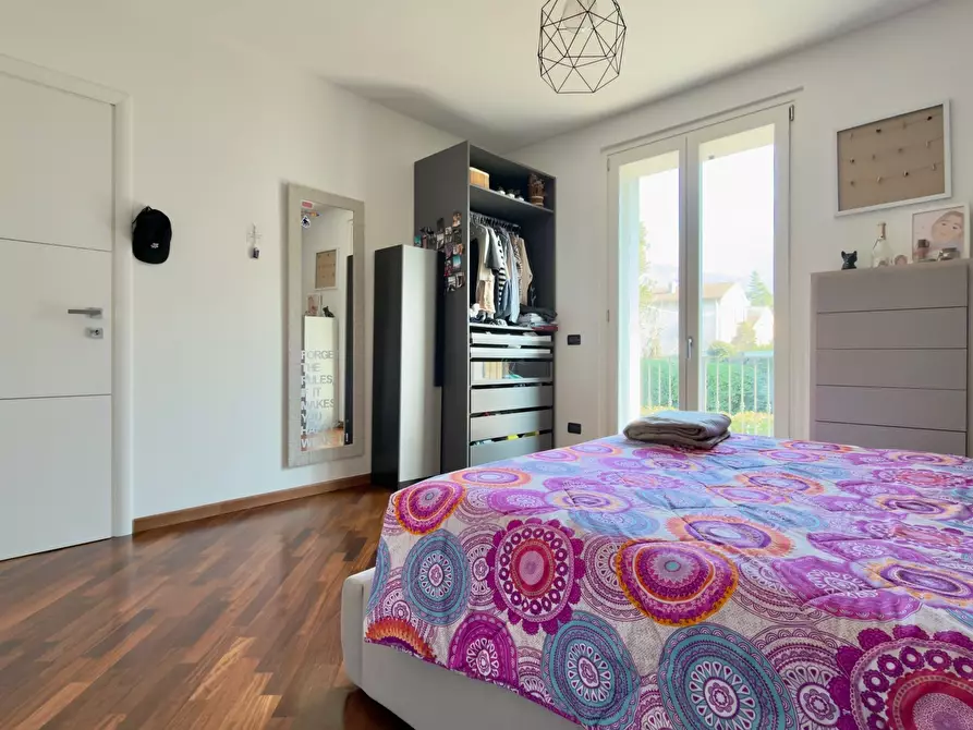 Immagine 12 di Villetta a schiera in vendita  in Via della Fonte a Nave