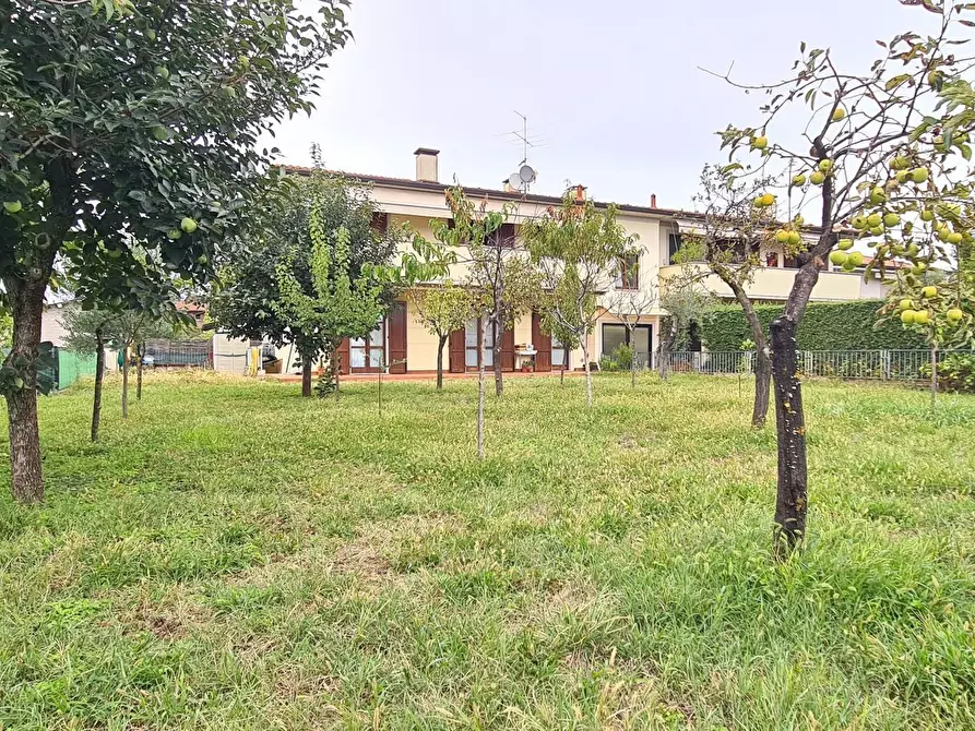 Immagine 16 di Trilocale in vendita  in Via Giuseppe di Vittorio 49 a Borgosatollo