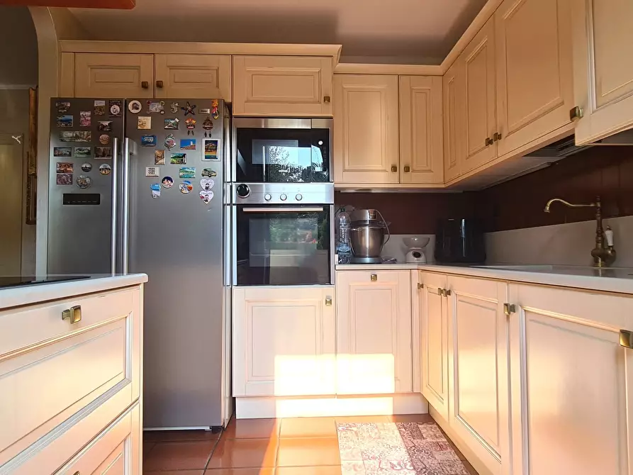 Immagine 8 di Quadrilocale in vendita  in Via Martiri Piazza della Loggia 46A a Capriano Del Colle