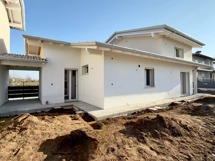 Immagine 1 di Casa indipendente in vendita  a Nuvolera