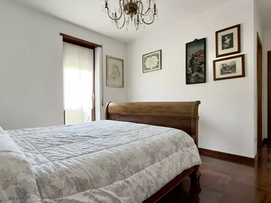 Immagine 10 di Quadrilocale in vendita  in Via Tufi 7 a Lumezzane
