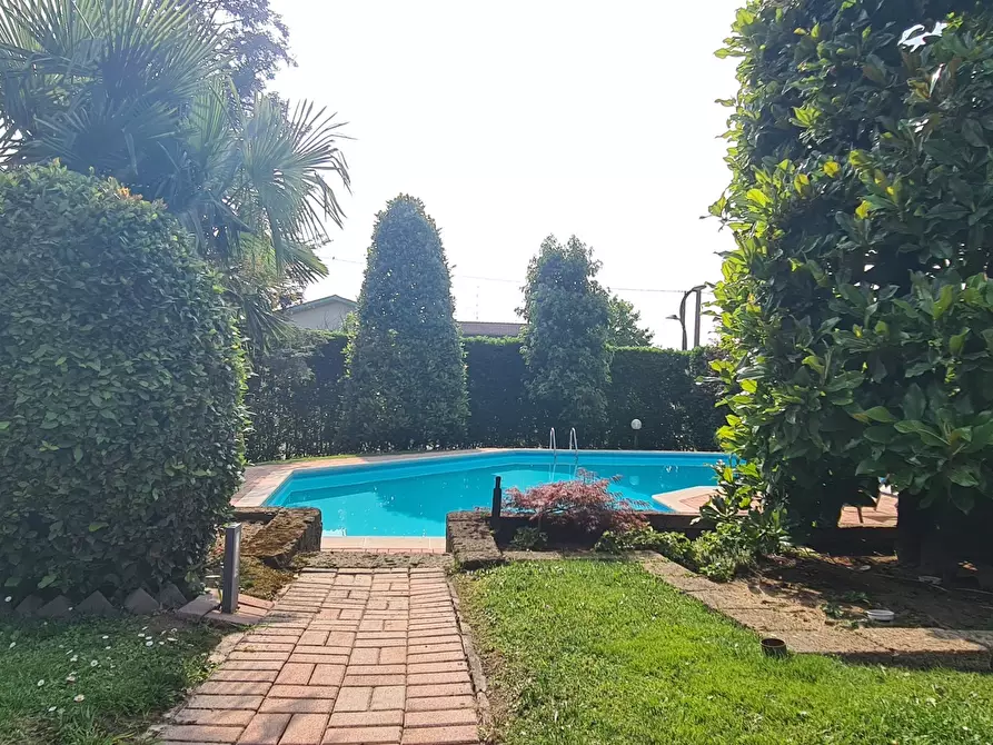 Immagine 36 di Villa in vendita  in via Gramsci 5 a Comezzano-Cizzago