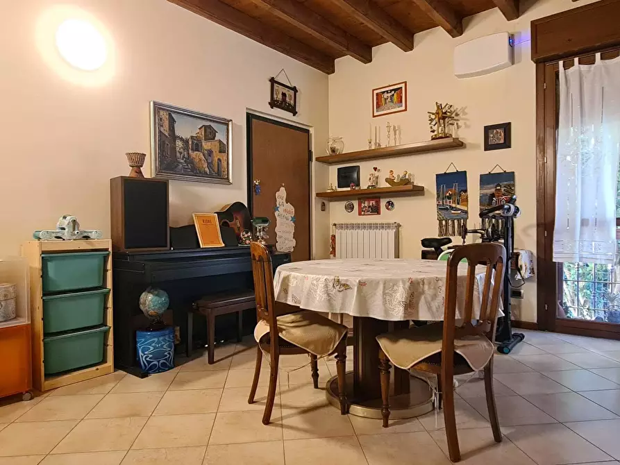 Immagine 16 di Pentalocale in vendita  in Via Rose di Sotto 36 a Brescia