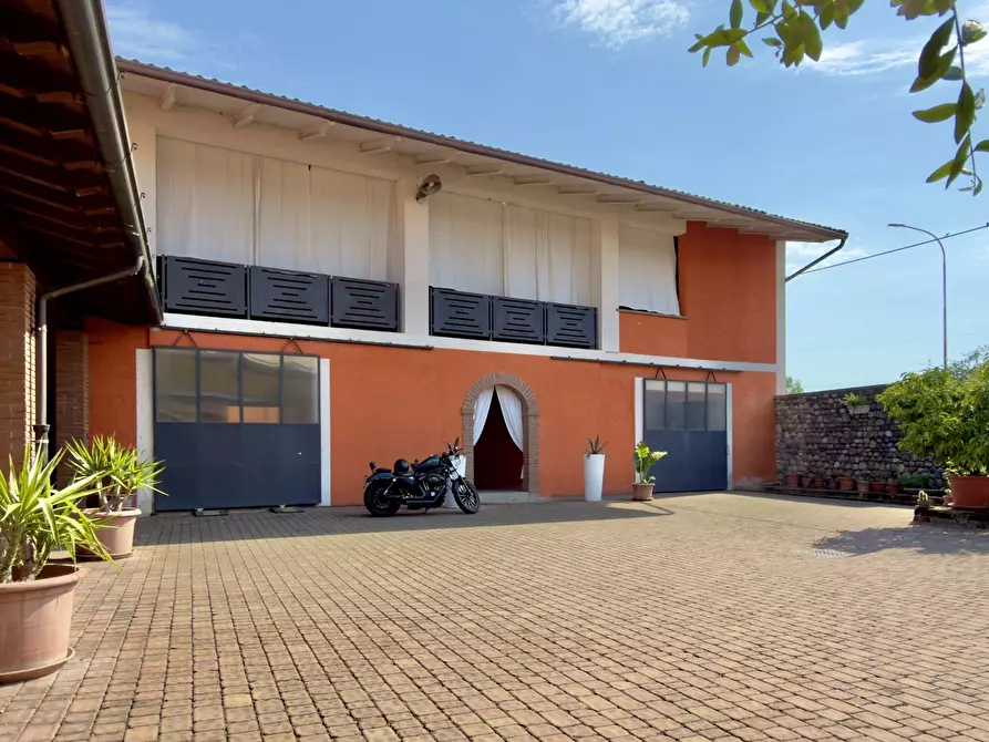 Immagine 3 di Rustico / casale in vendita  in Via Bolognina a Bedizzole