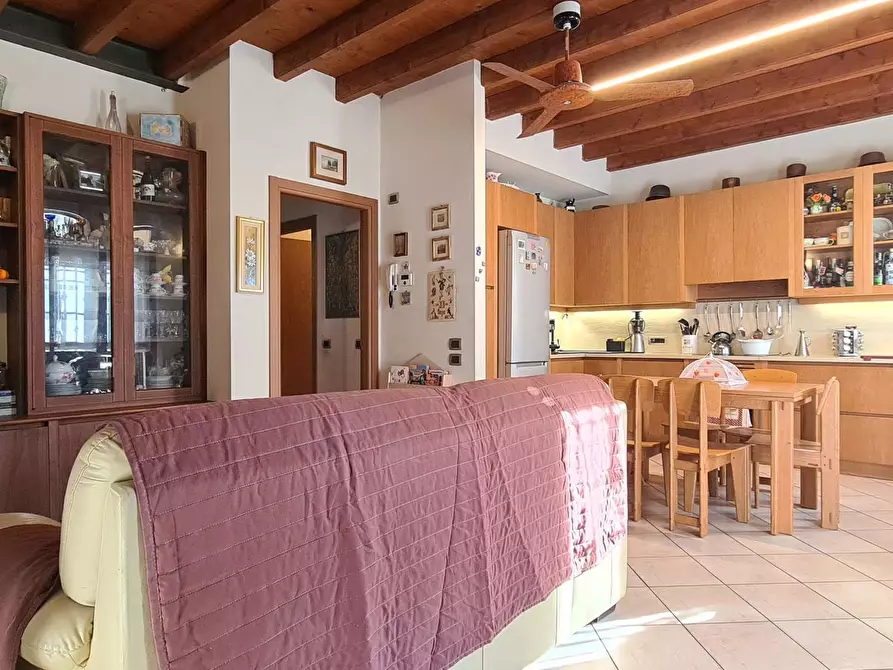 Immagine 2 di Pentalocale in vendita  in Via Rose di Sotto 36 a Brescia