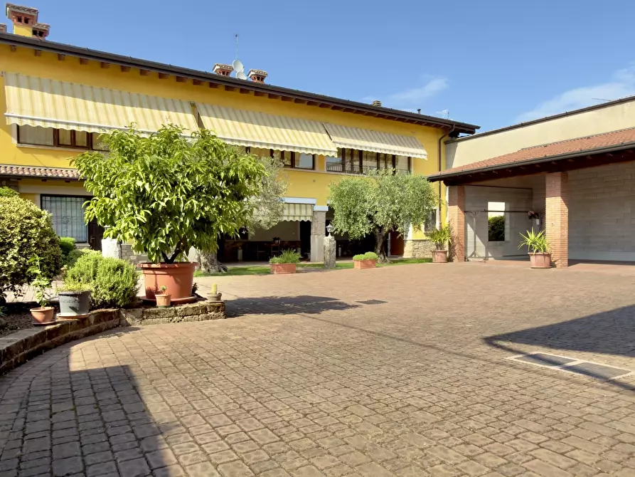 Immagine 1 di Trilocale in vendita  in Via Bolognina 43 a Bedizzole