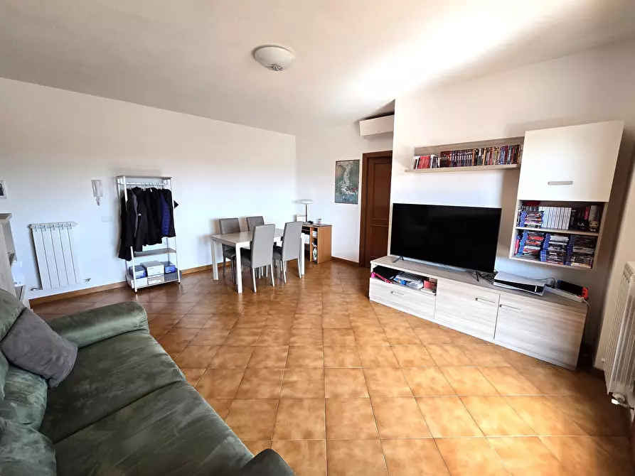 Immagine 8 di Trilocale in vendita  in Via Giuseppe Rosaccio 103 a Roma