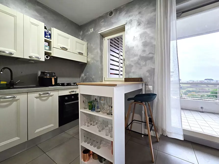 Immagine 12 di Bilocale in vendita  in Via Guglielmo Petroni 38 a Roma