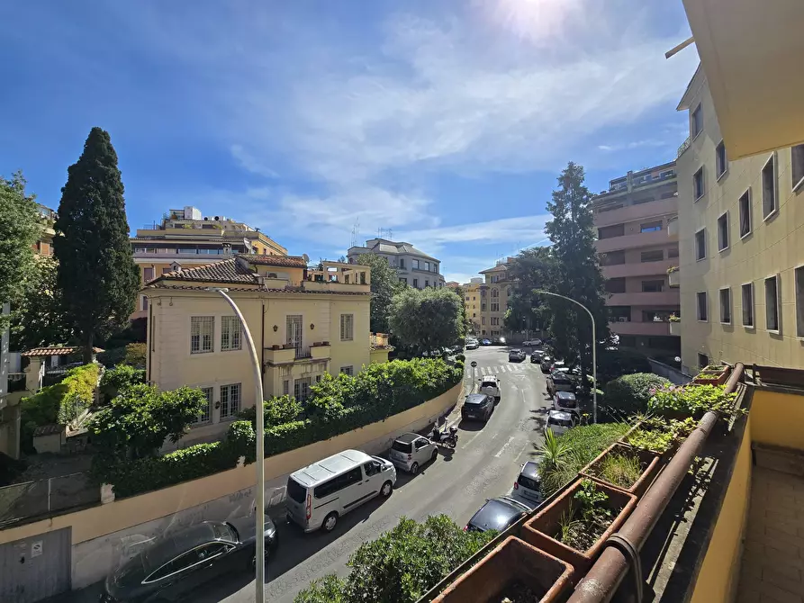 Immagine 3 di Pentalocale in affitto  in Via Francesco Denza 3 a Roma
