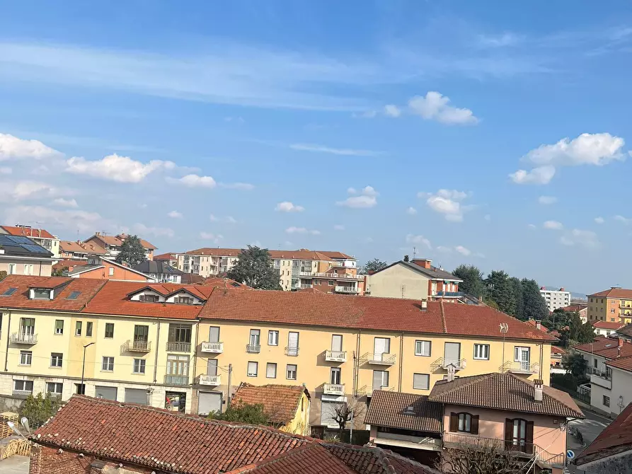 Immagine 13 di Trilocale in affitto  in Via Monte Grappa 122 a Rivoli