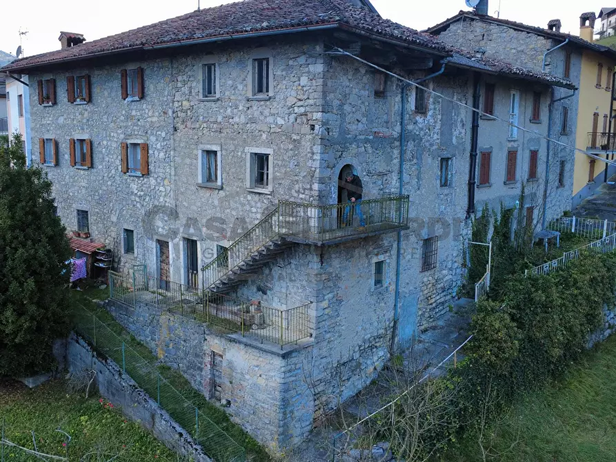 Immagine 1 di Rustico / casale in vendita  a Val Brembilla