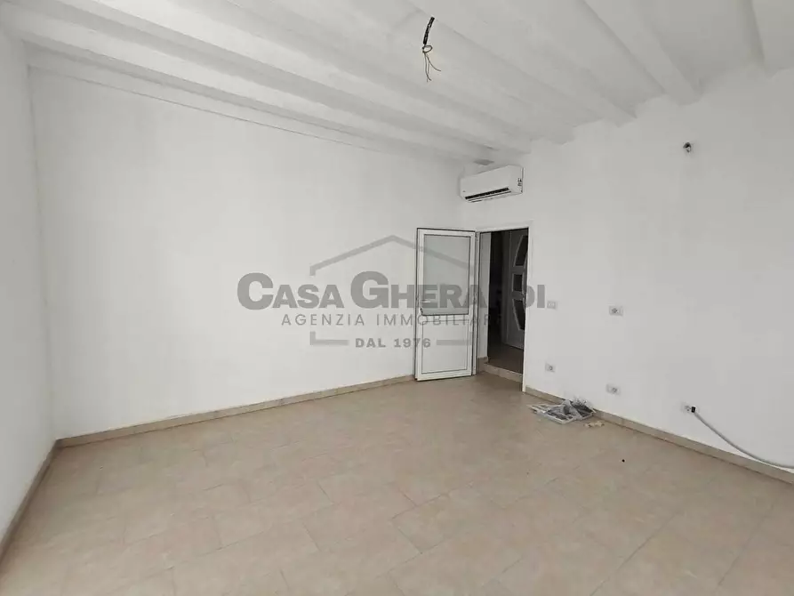 Immagine 8 di Bilocale in vendita  in Via Vittorio Emanuele II a Ponte San Pietro