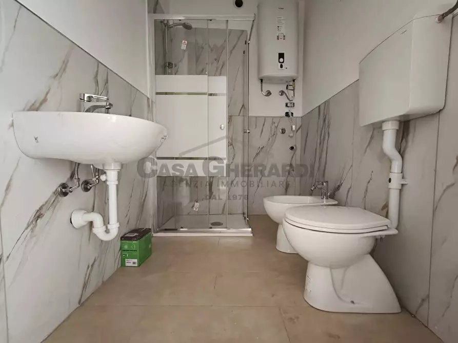 Immagine 19 di Bilocale in vendita  in Via Vittorio Emanuele II a Ponte San Pietro