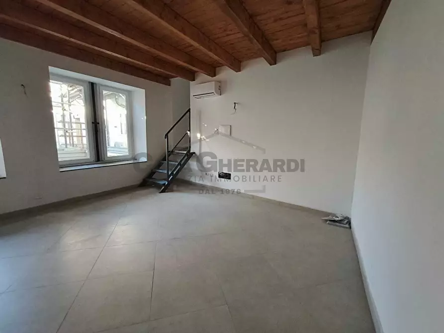 Immagine 15 di Trilocale in vendita  in Via Vittorio Emanuele II a Ponte San Pietro