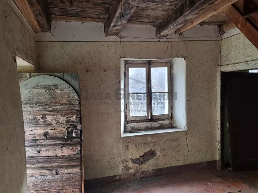 Immagine 10 di Rustico / casale in vendita  a Val Brembilla