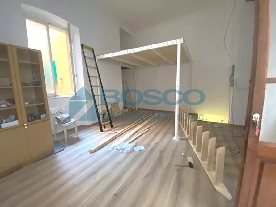 Immagine 5 di Locale commerciale in vendita  in Via della Scorza 16/18 a La Spezia