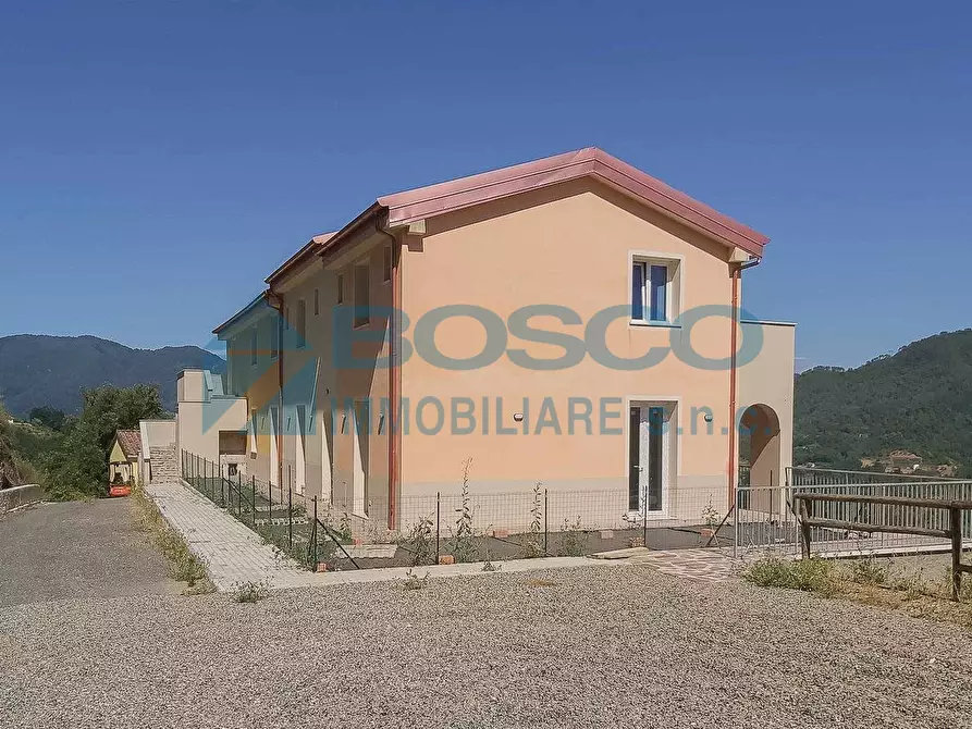 Immagine 18 di Bilocale in vendita  a Beverino