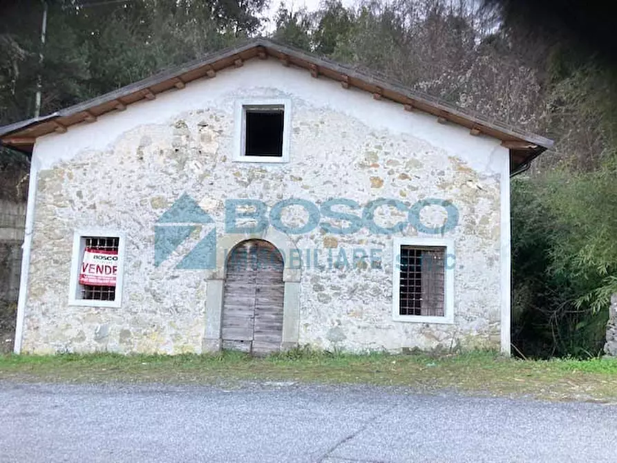 Immagine 1 di Rustico / casale in vendita  a Beverino