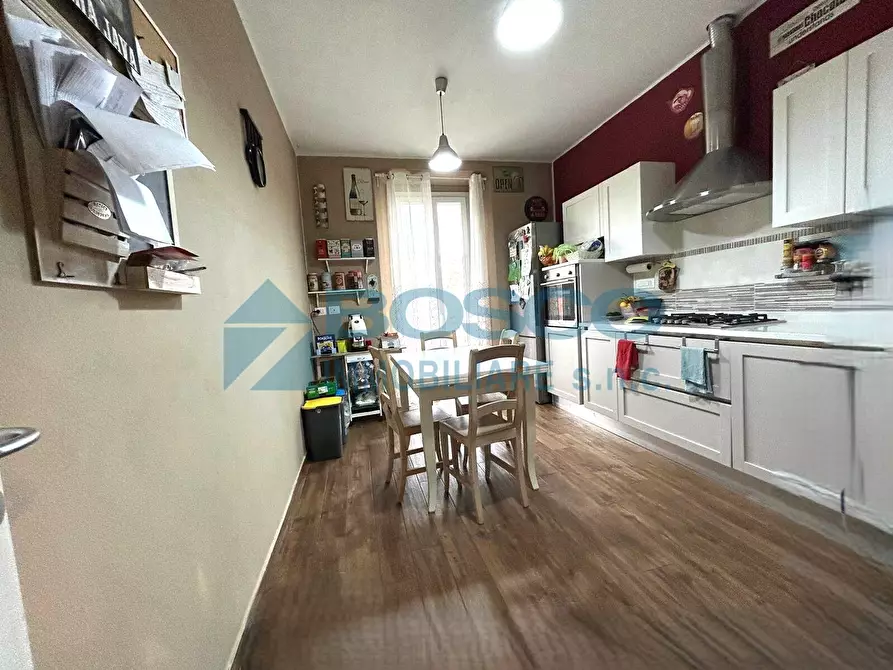 Immagine 1 di Pentalocale in vendita  in Via Amalfi a La Spezia