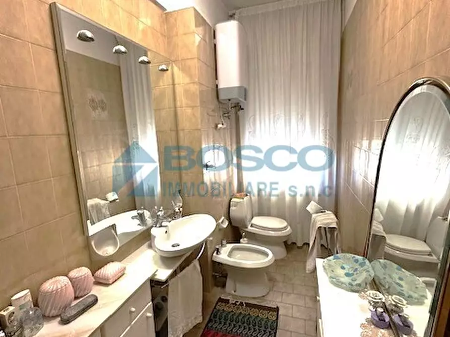 Immagine 6 di Quadrilocale in vendita  in Via Sarzana 175 a La Spezia