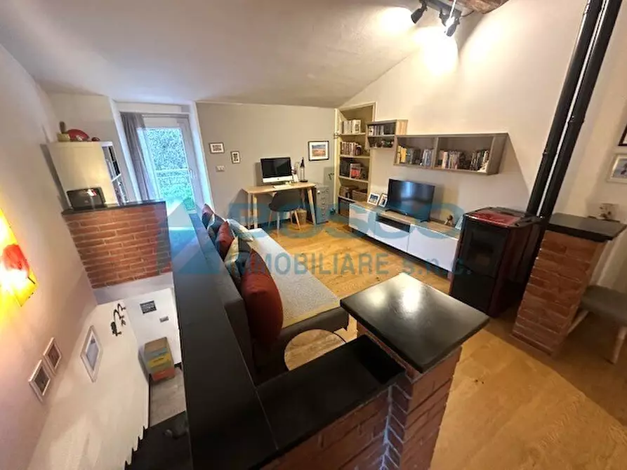 Immagine 28 di Casa bifamiliare in vendita  in Via Canale a Castelnuovo Magra